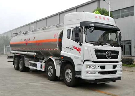 重汽斯太爾前四后八鋁合金運(yùn)油車圖片 重汽斯太爾前四后八鋁合金運(yùn)油車圖片