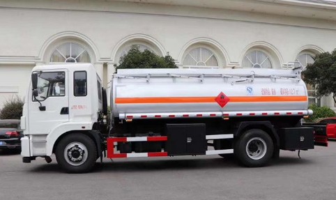 |L(fng)\4X2\(yn)܇(ch)ُ(gu)|L(fng)\\Cǰ̣