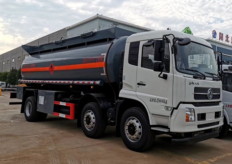 甲醇乙醇罐式運(yùn)輸車圖片 甲醇乙醇罐式運(yùn)輸車圖片