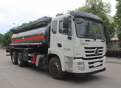 國(guó)六東風(fēng)錦程后八輪化工車(chē)圖片 國(guó)六東風(fēng)錦程后八輪化工車(chē)圖片