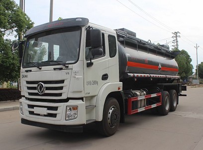 國(guó)六東風(fēng)錦程后八輪化工車(chē)圖片 國(guó)六東風(fēng)錦程后八輪化工車(chē)圖片