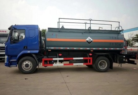 東風(fēng)柳汽單橋DLQ5180GFWLZ5型腐蝕性物品罐式運輸車 東風(fēng)柳汽單橋DLQ5180GFWLZ5型腐蝕性物品罐式運輸車