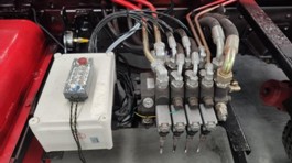 國六東風天錦小三軸勾臂垃圾車 國六東風天錦小三軸勾臂垃圾車