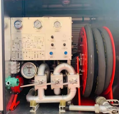 成龍威4.7方飛機(jī)加油車(chē)_東風(fēng)多利卡飛機(jī)加油車(chē)_楚飛牌CLQ5070GJY6F型飛機(jī)加油車(chē) 成龍威4.7方飛機(jī)加油車(chē)_東風(fēng)多利卡飛機(jī)加油車(chē)_楚飛牌CLQ5070GJY6F型飛機(jī)加油車(chē)